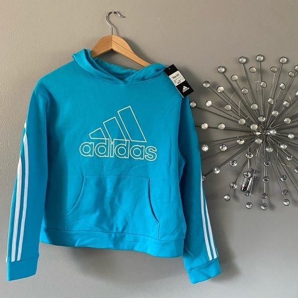 Youth cropped ADIDAS hoodie. BNWT. Super soft lining inside.  Size XL - Picture 1 of 4